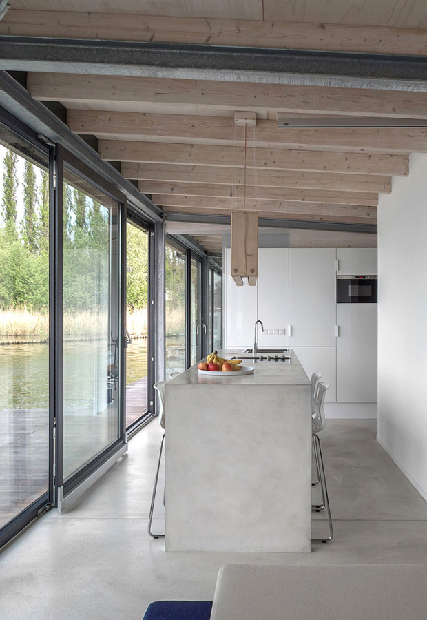 Home tour | A sleek Berlin houseboat | These Four Walls blog