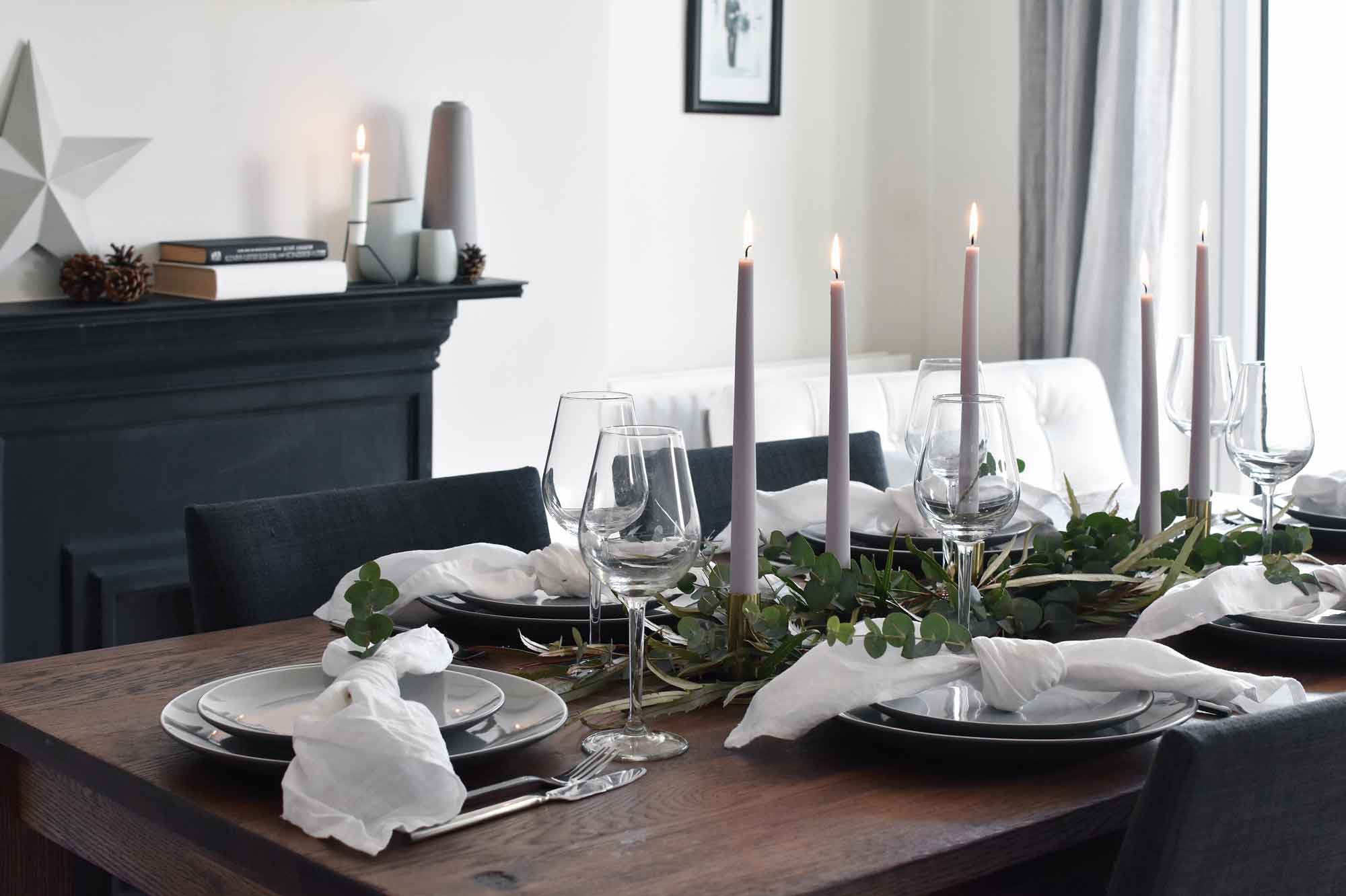 Simple Christmas table styling | These Four Walls blog