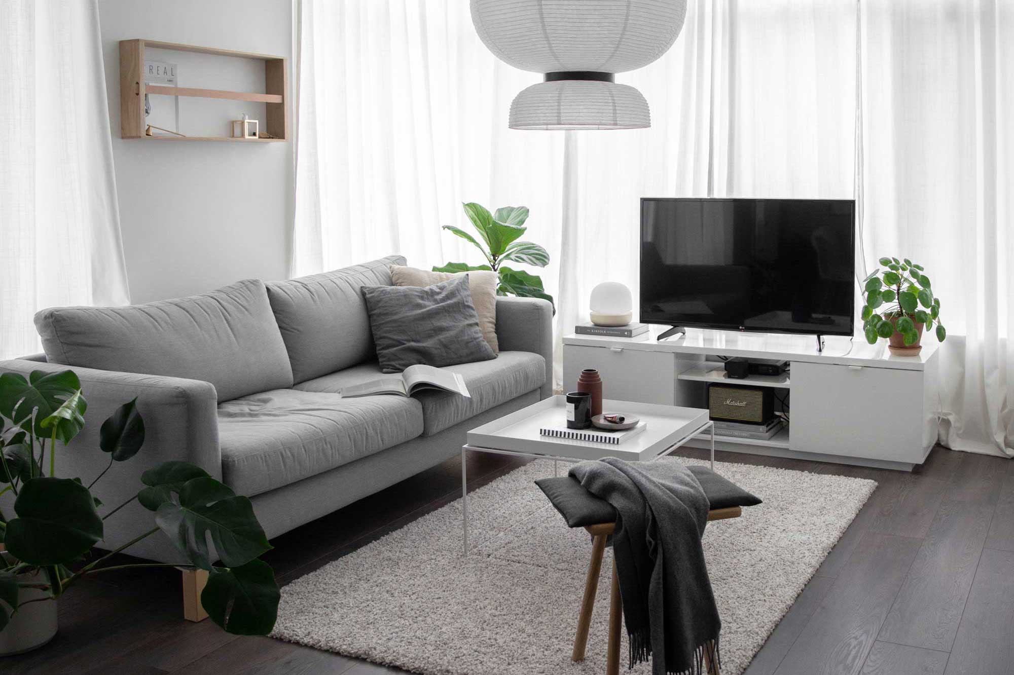 Home tour - a minimalist apartment in Vancouver | These Four Walls blog