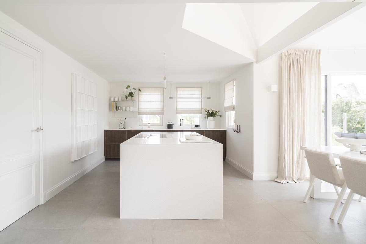 Home tour - a minimalist villa in beige and white on a Dutch island | These Four Walls blog