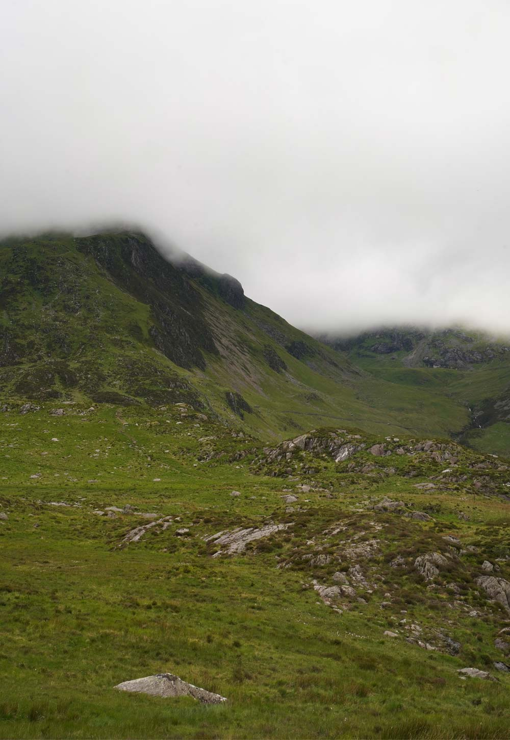 The circular walk around Cwm Idwal in the Eryri National Park | Exploring North Wales & Snowdonia | These Four Walls blog